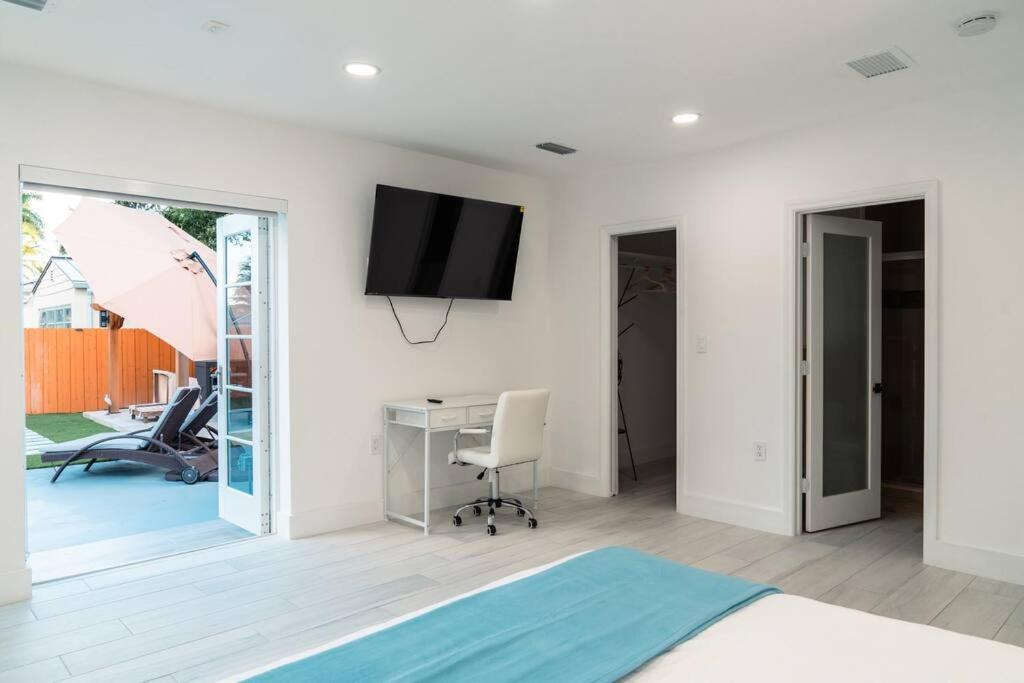 Luxury Retreat 3B ,2Ba Pool , Coral Gables Center Villa Miami Luaran gambar