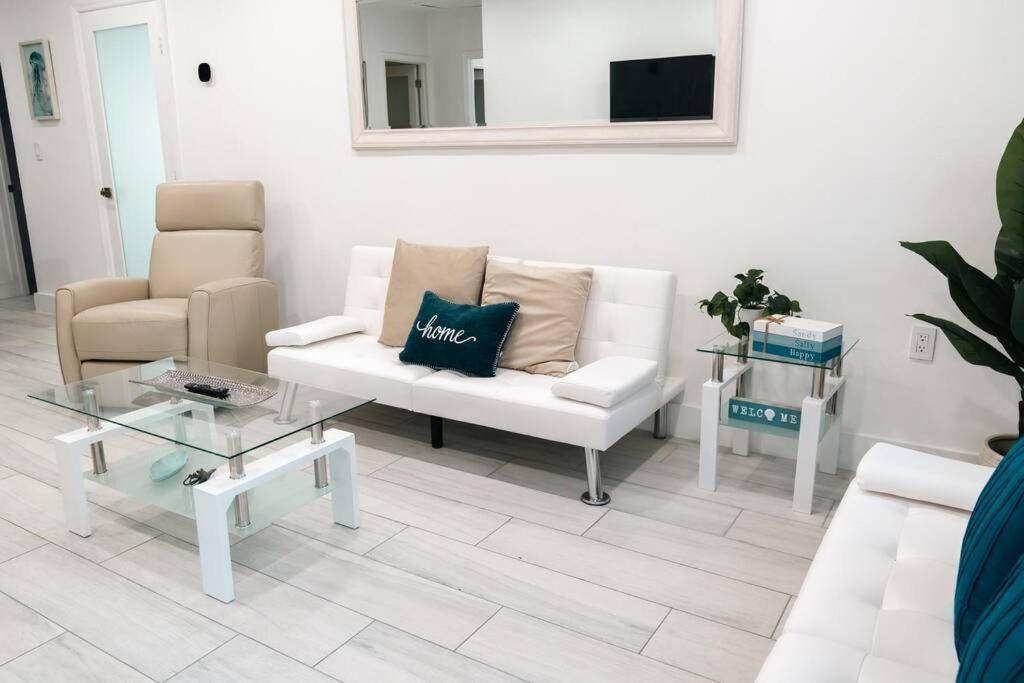 Luxury Retreat 3B ,2Ba Pool , Coral Gables Center Villa Miami Luaran gambar