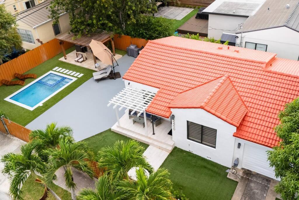 Luxury Retreat 3B ,2Ba Pool , Coral Gables Center Villa Miami Luaran gambar