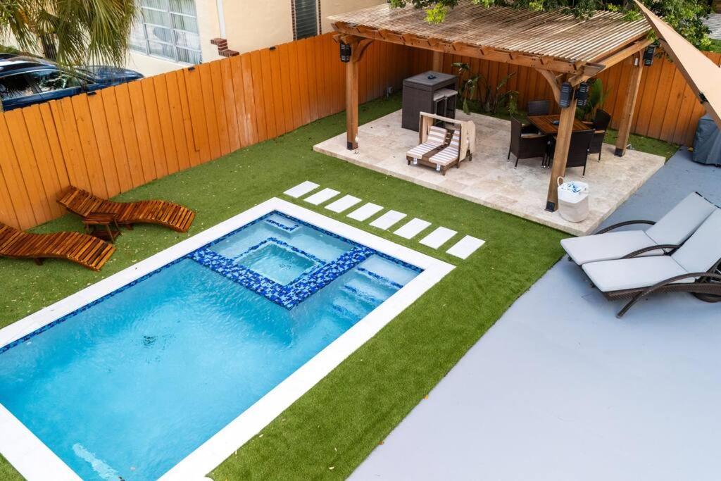 Luxury Retreat 3B ,2Ba Pool , Coral Gables Center Villa Miami Luaran gambar