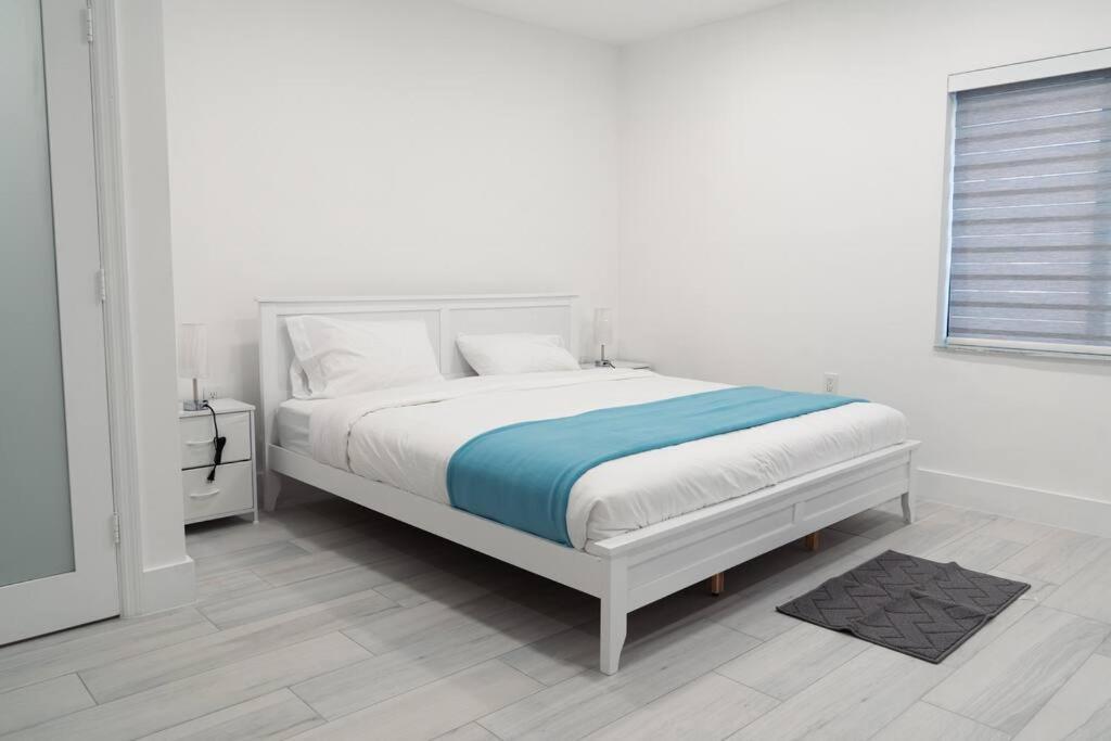 Luxury Retreat 3B ,2Ba Pool , Coral Gables Center Villa Miami Luaran gambar
