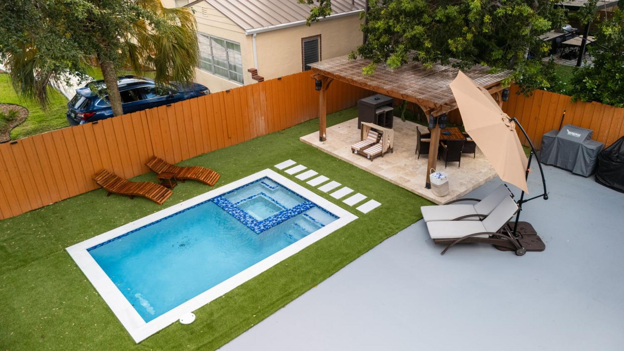 Luxury Retreat 3B ,2Ba Pool , Coral Gables Center Villa Miami Luaran gambar